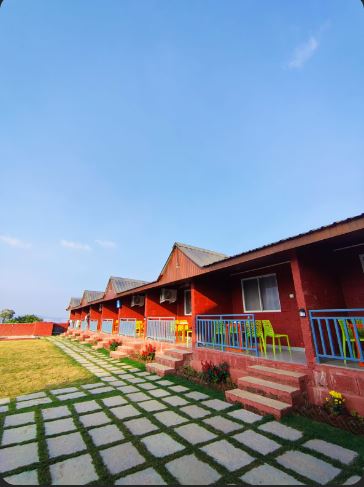 RED BRICK RESORT